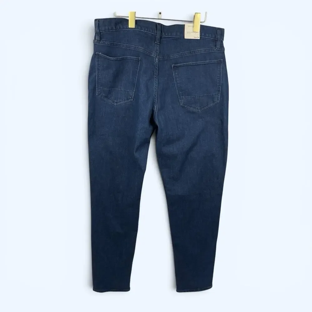 Banana Republic Men's Travel Athletic Tapered Fit Jeans size 36x34 Stretch NWT